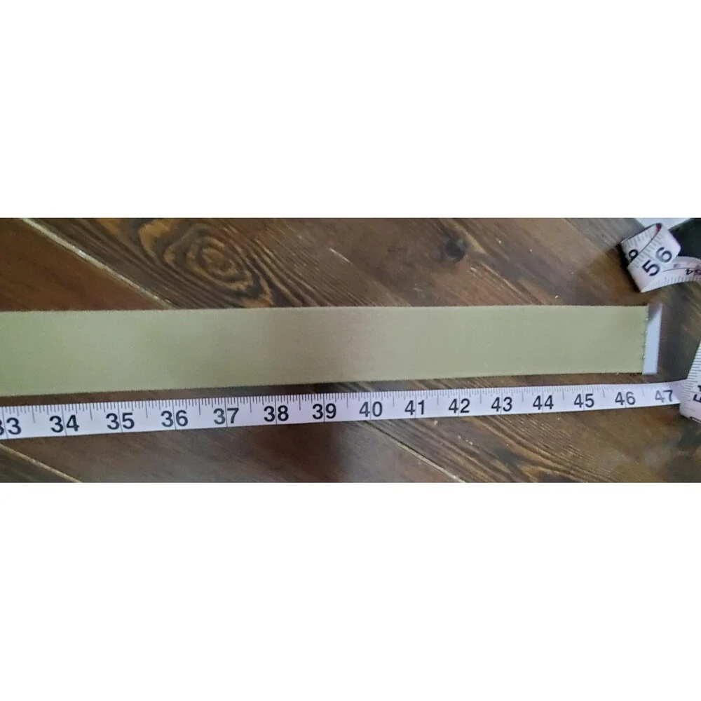 Ratchet Belt Mens 40-42 Beige Canvas Silvertone Buckle Reversible to Blue Stripe